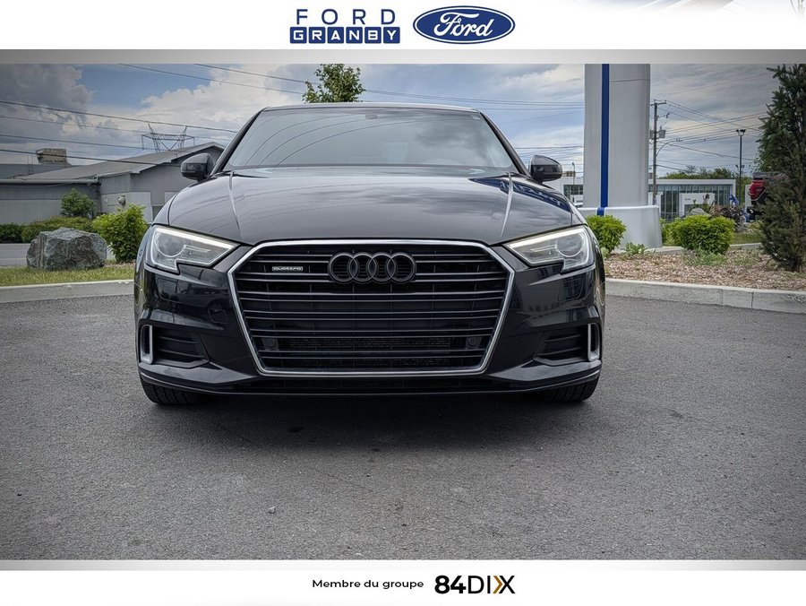 Audi A3 berline Komfort 45 TFSI quattro 2019 Noir