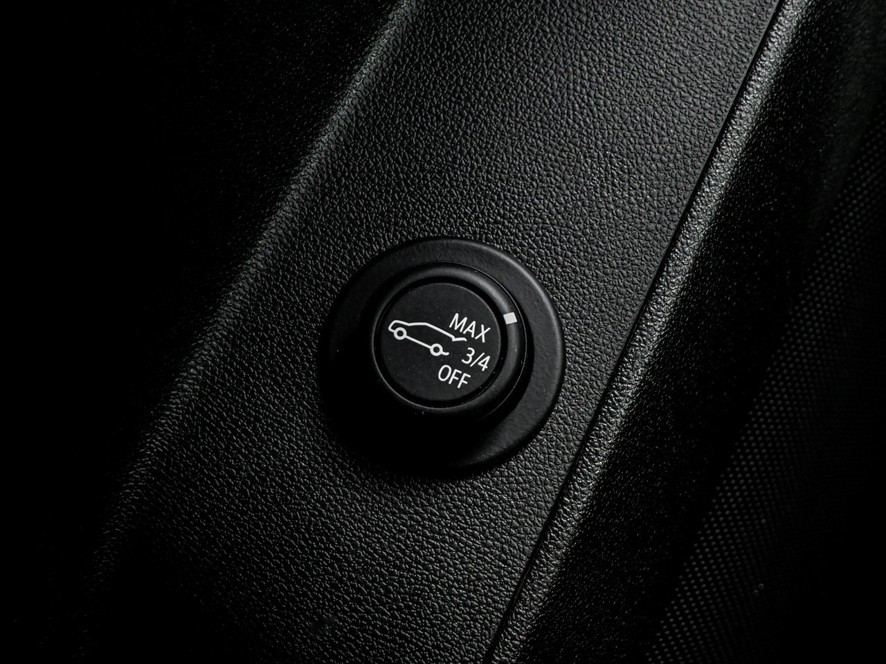 2023 Chevrolet Equinox AWD 4dr RS White Sherwood Park - photo #18