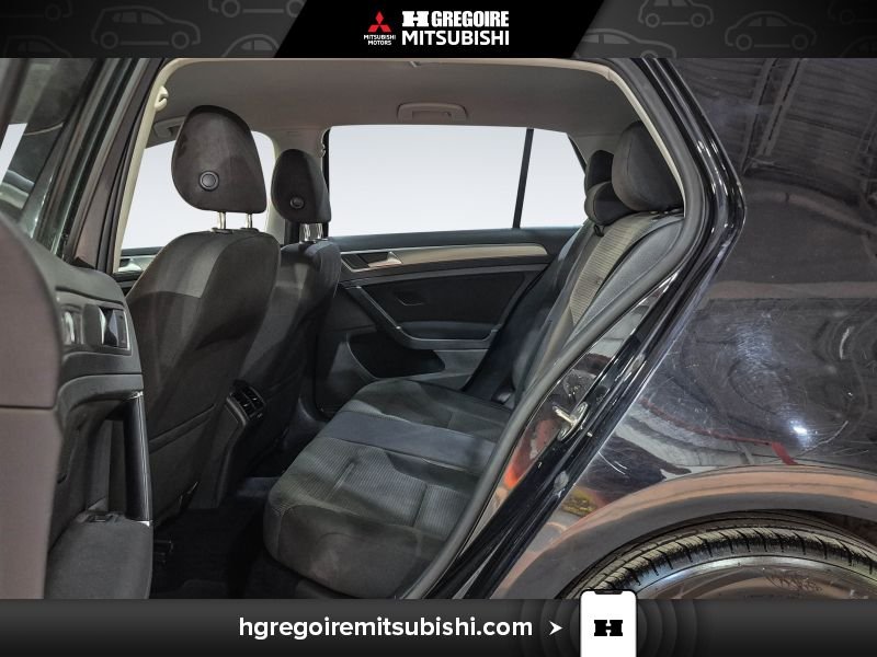 2017 Volkswagen Golf Black Blainville - photo #26