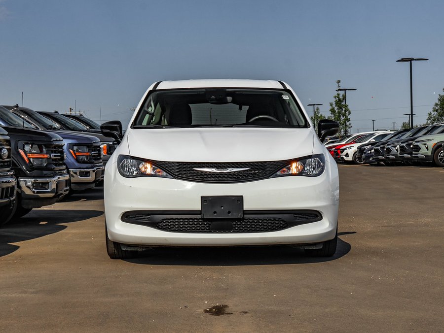 2024 Chrysler Grand Caravan 2024 White