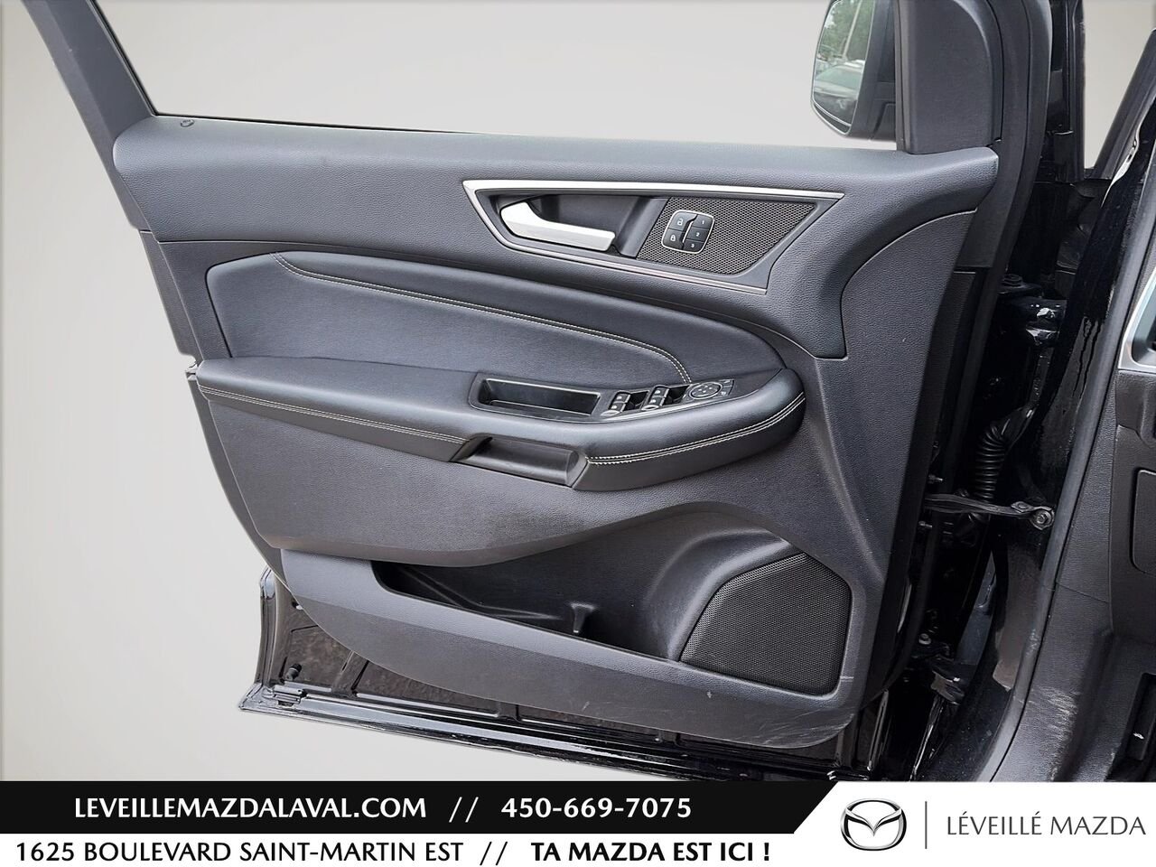 Ford Edge 4 portes Titanium, Traction intégrale 2017 Noir Laval - photo #13