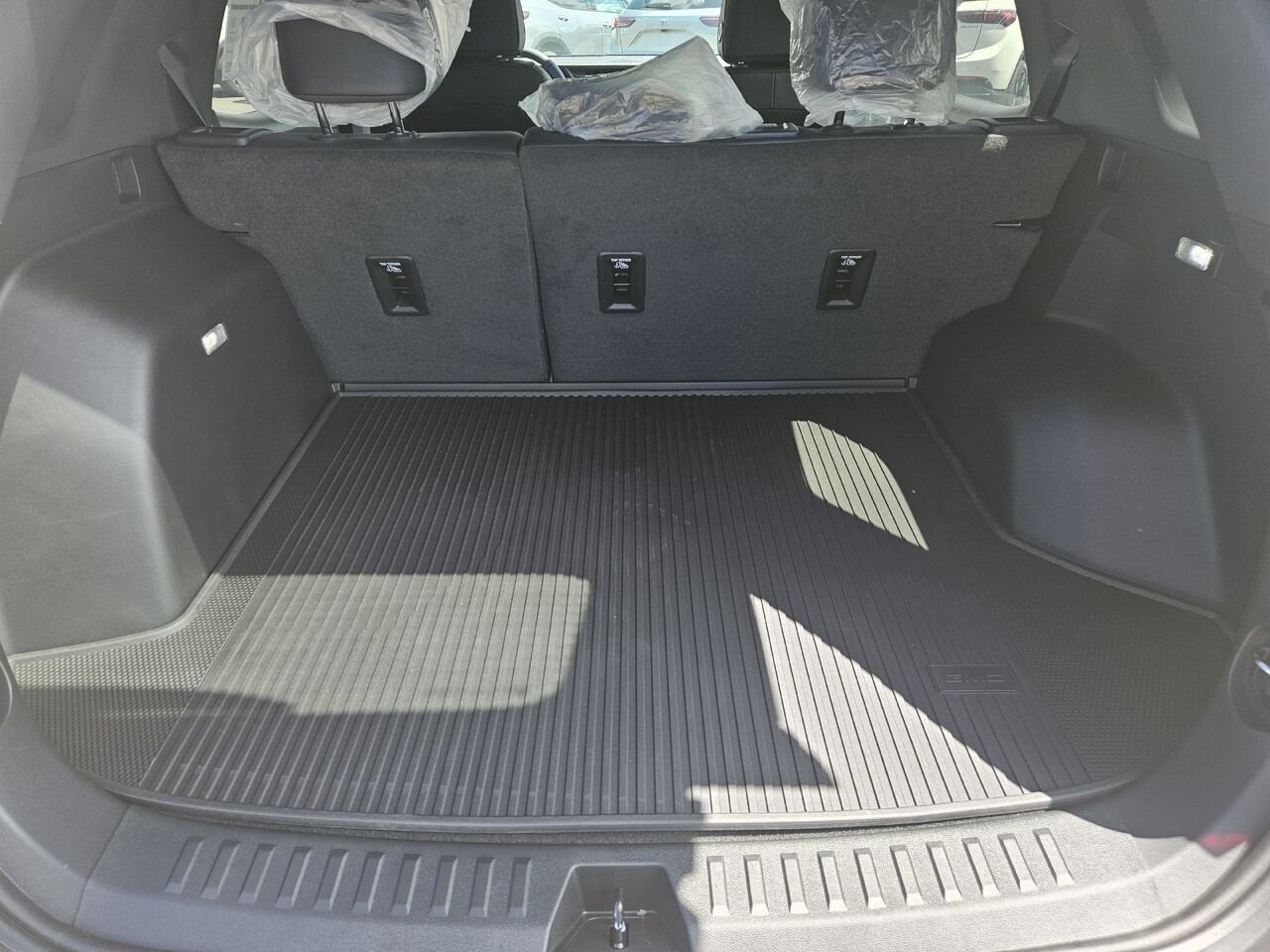 2027 GMC Terrain Élévation 4 portes TI Sterling Metallic Thetford Mines - photo #15
