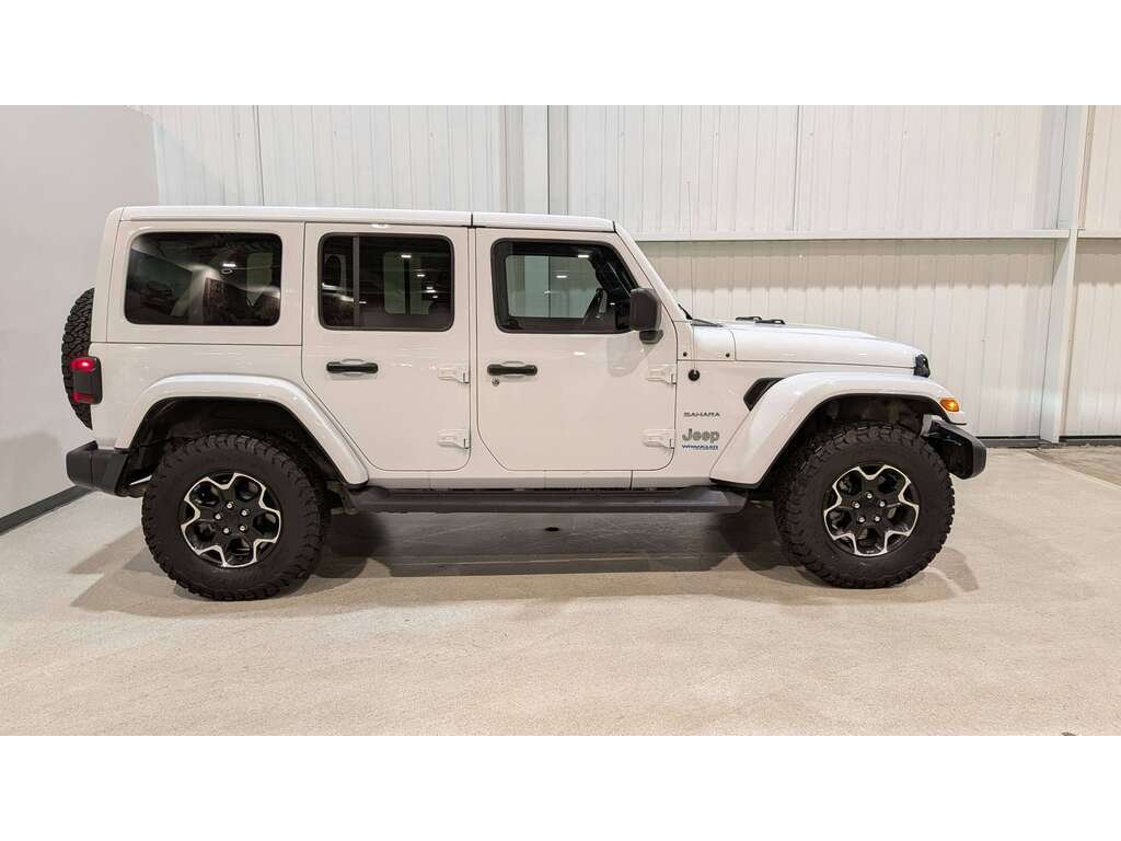 2021 Jeep Wrangler 4xe Unlimited Sahara 4x4 White Val-David - photo #2