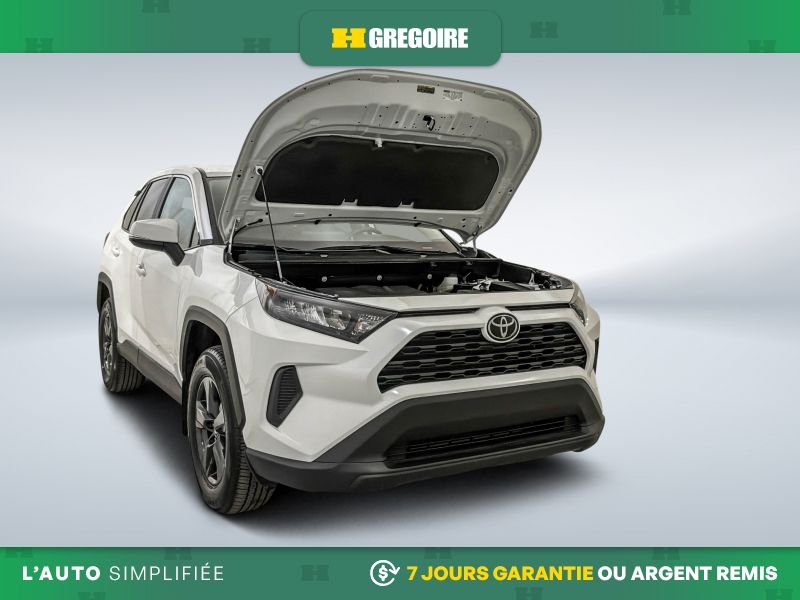 2024 Toyota Rav 4 White Laval - photo #13
