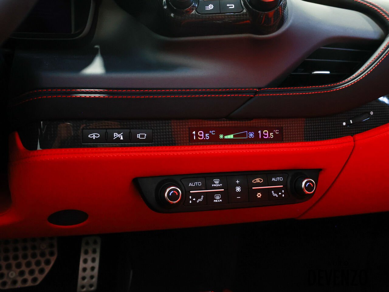 Ferrari F8 Spider 2023 Blanc Saint-Eustache - photo #14