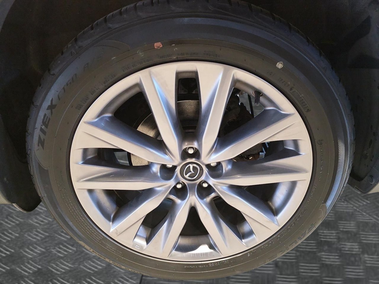 Mazda CX-9 NIV JM3TCBDY0P0639108 2023 Gris Chicoutimi - photo #7