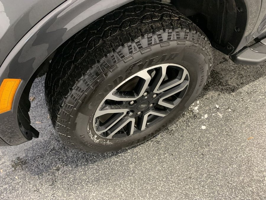 2024 Ford Ranger RANGER LARIAT CREW CAB Grey