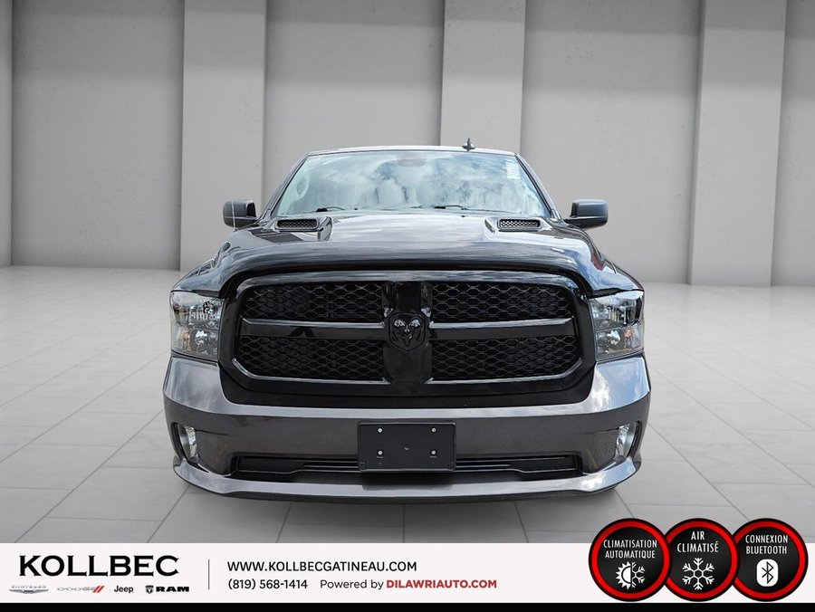 RAM 1500 CLASSIC *** UN PROPRIO *** 2021 Gris