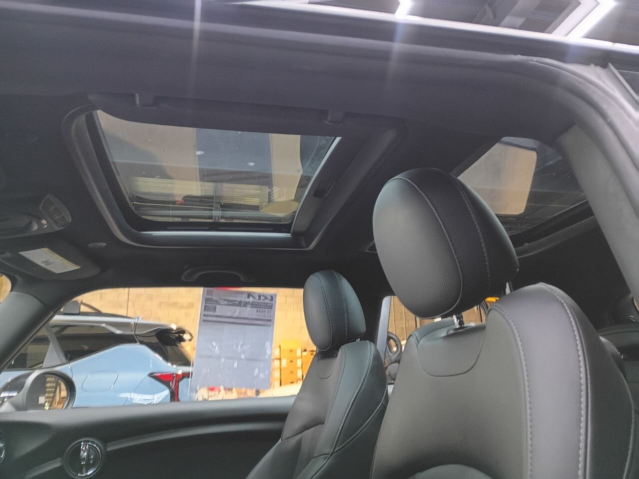 MINI 3 portes 2019 Noir Blainville - photo #18