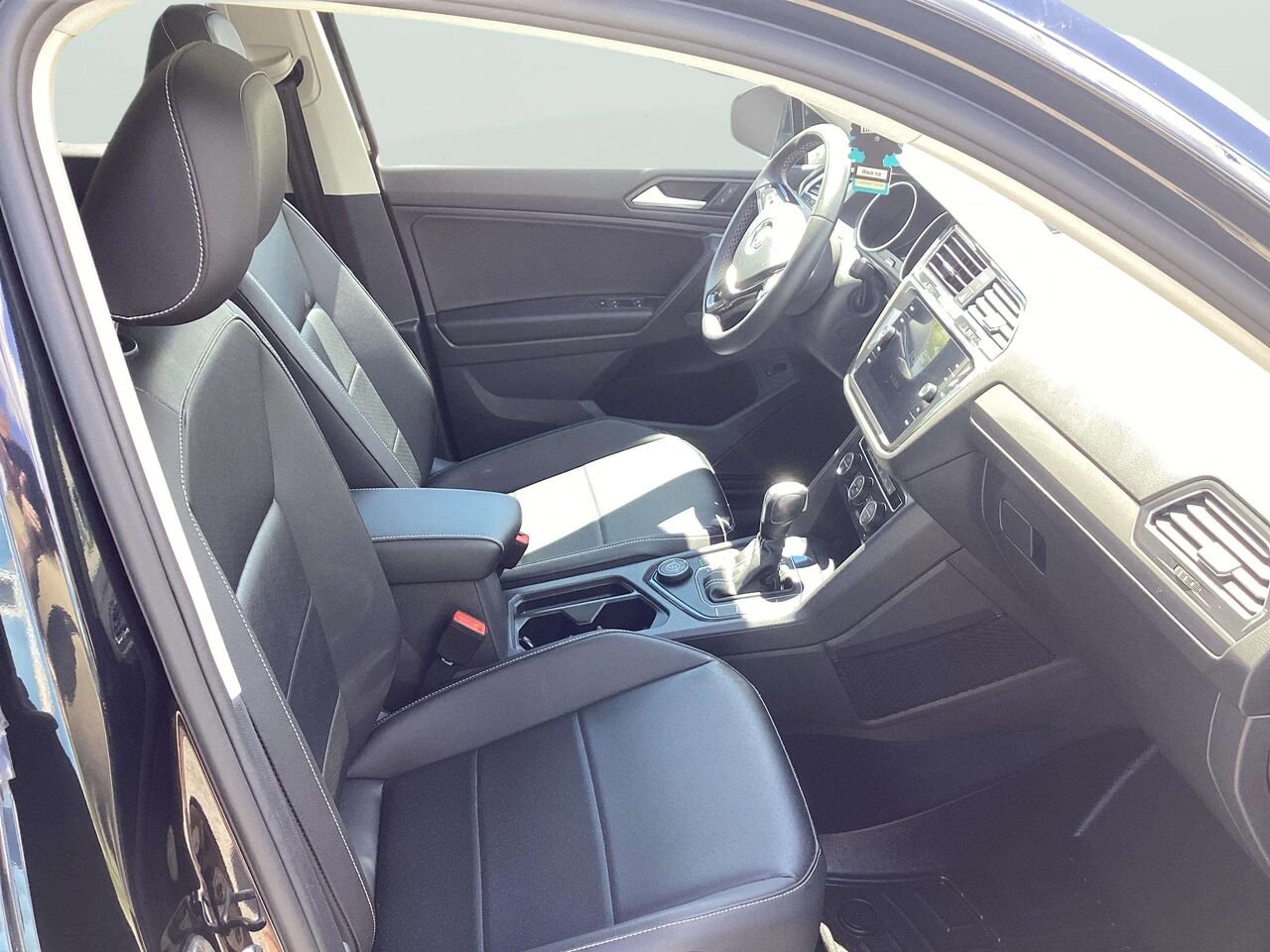 Volkswagen Tiguan 2021 Noir Gatineau - photo #16