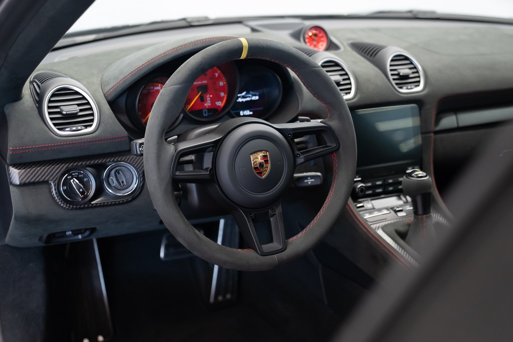 2024 Porsche 718 Spyder Silver Kirkland - photo #19