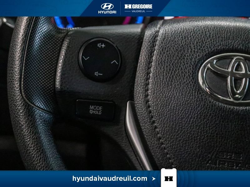 2018 Toyota Corolla Blue Laval - photo #20