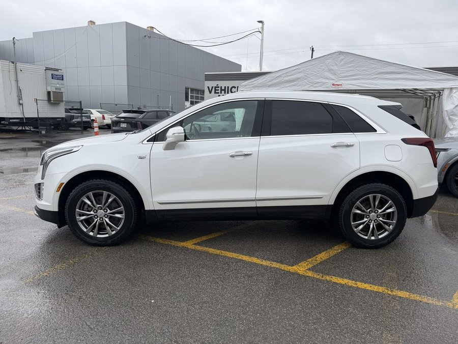 2022 Cadillac XT5 2022 White