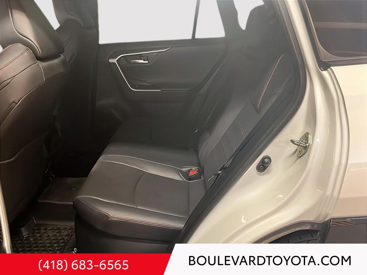 Toyota RAV4 Prime 99595A-141 | PRIME XSE GROUPE TECHNOLOGIE 2024 Frisson glacé nacré avec toit noir Québec - photo #20