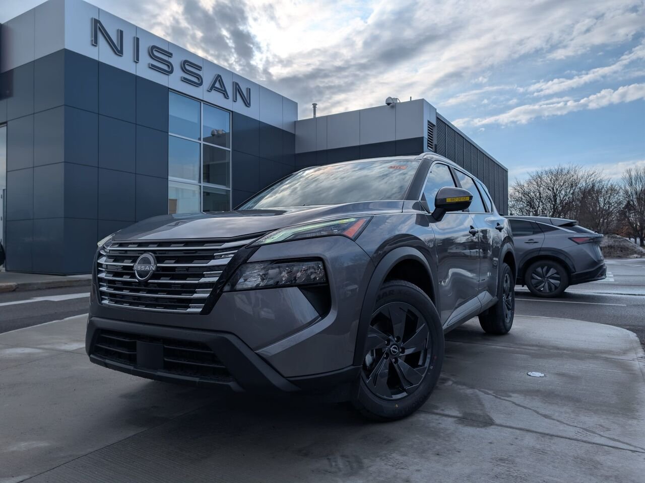 NISSAN Rogue ROGUE SV TOIT OUVRANT 2026 Gris poudre métallisé Châteauguay - photo #0