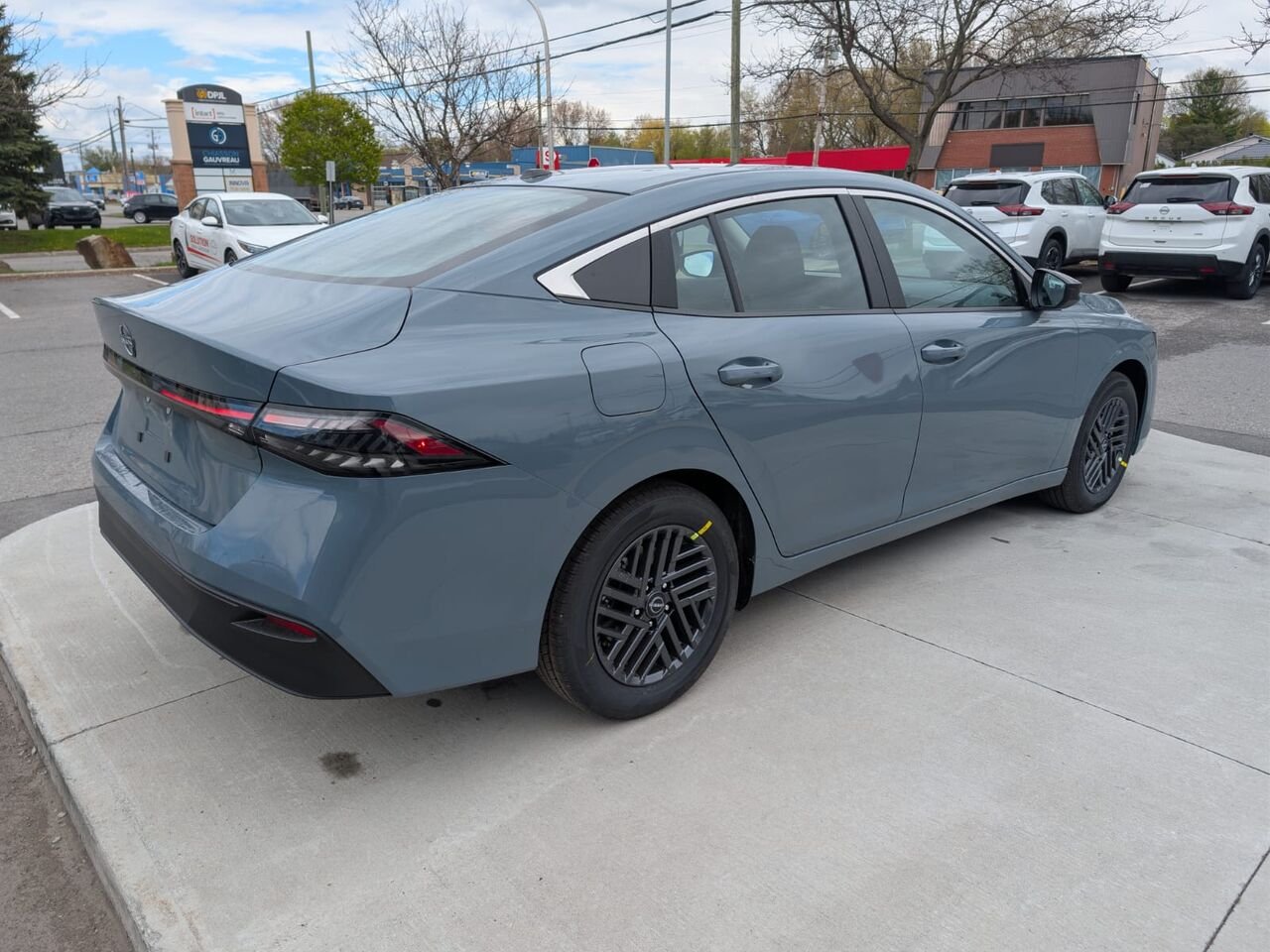 2026 NISSAN Sentra SENTRA SV Atlantic Grey Metallic Châteauguay - photo #9