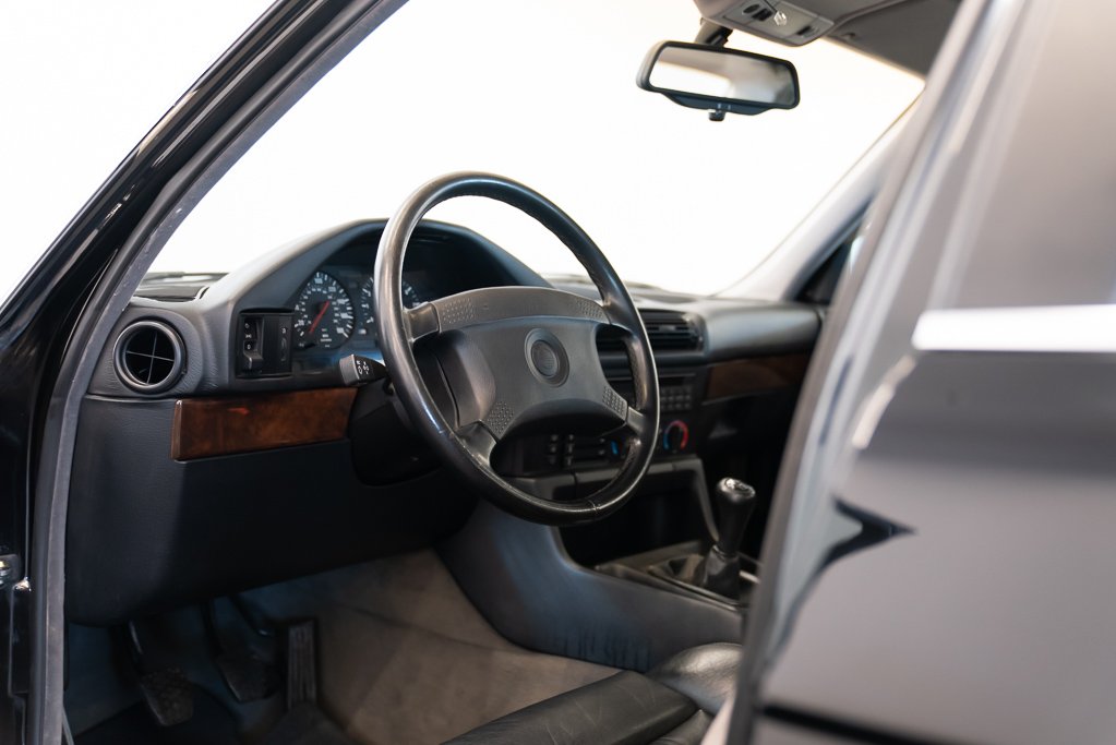 1991 BMW 5 Series Black Montreal - photo #16