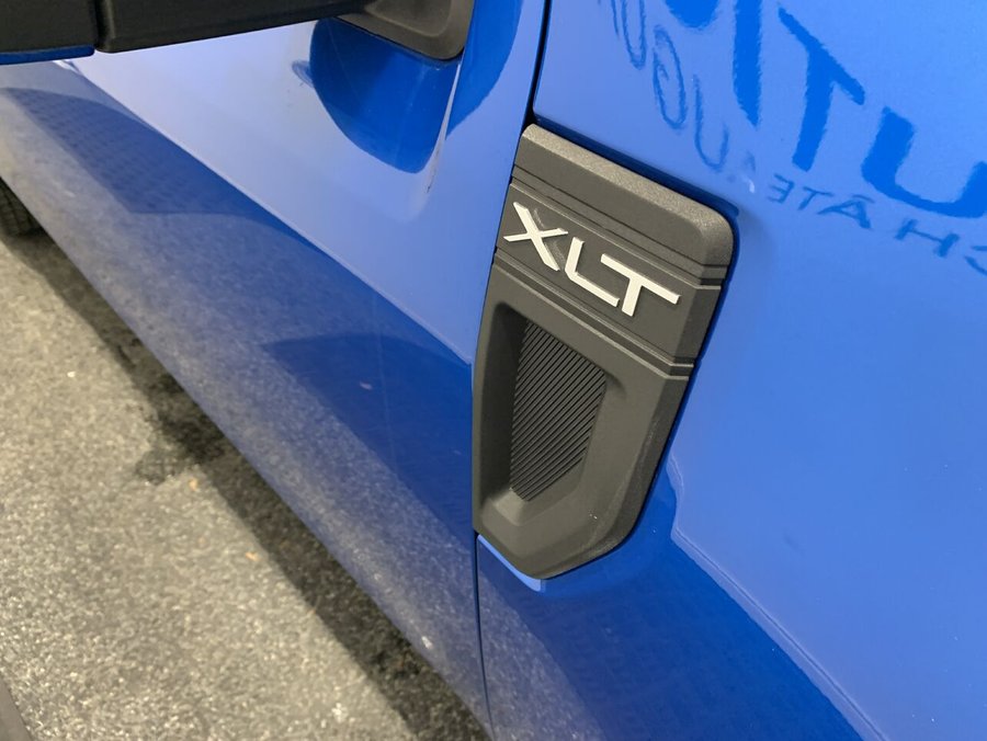 2022 Ford Maverick MAVERICK SUPERCREW XLT Blue