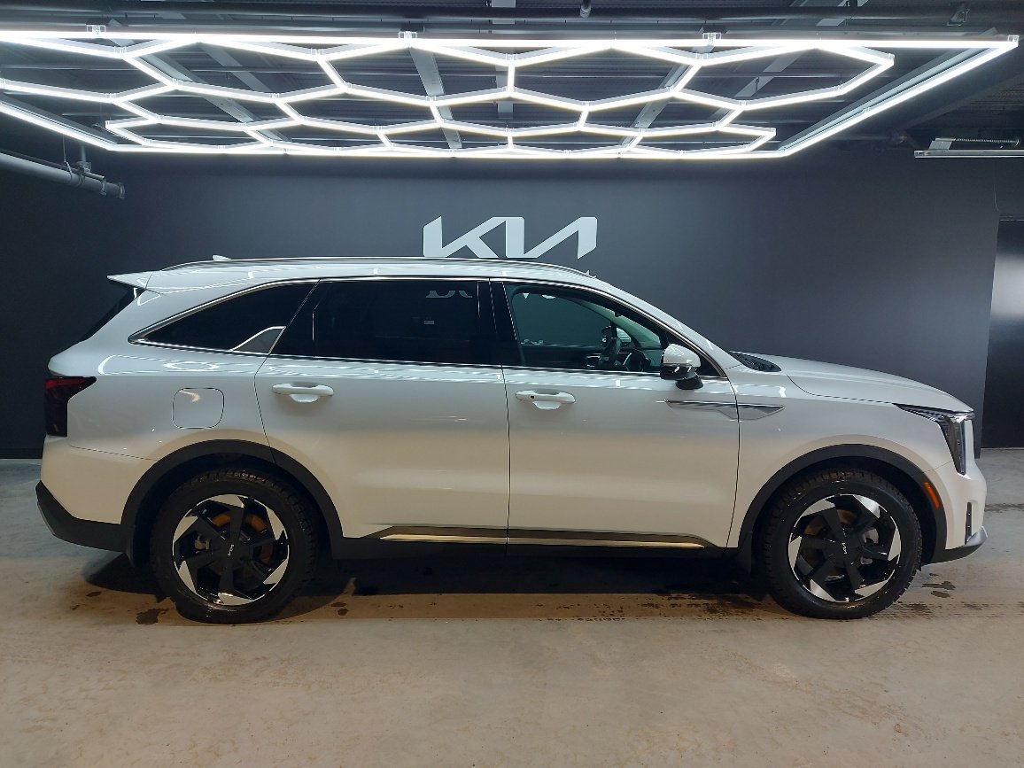 KIA Sorento hybride rechargeable 2026 Blanc neige nacré Blainville - photo #1