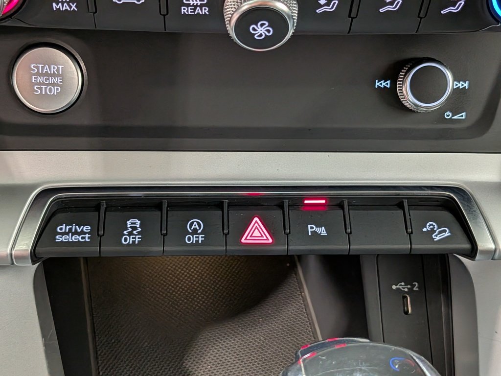 Audi Q3 2.0 TFSI quattro Technik Tiptronic 2019 Gris Val-David - photo #29