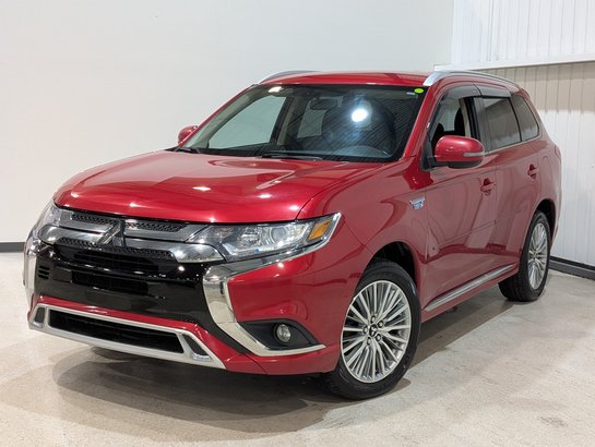 Mitsubishi Outlander PHEV SE S-AWC, Cuir et suède, Sièges chauffants 2019 Rouge