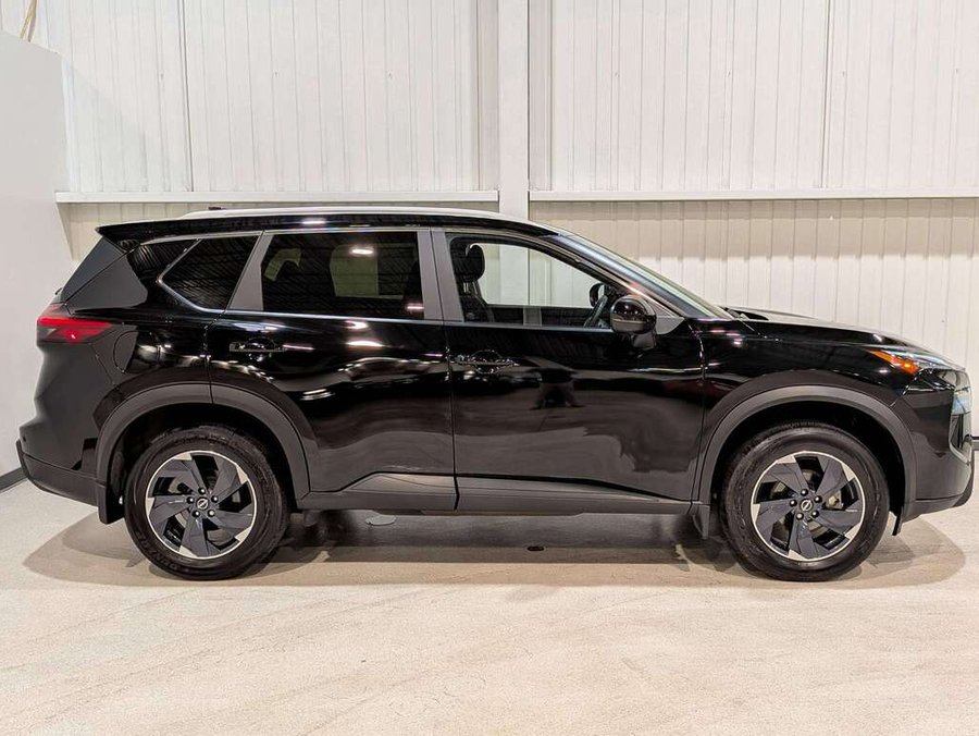 2024 Nissan Rogue Black