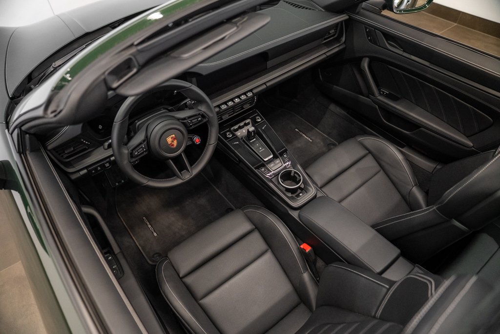2026 Porsche 911 Targa 4 GTS Green Kirkland - photo #18