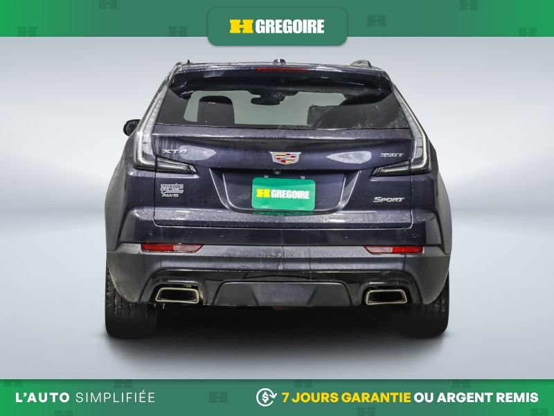 2023 Cadillac XT4 Grey Laval - photo #7