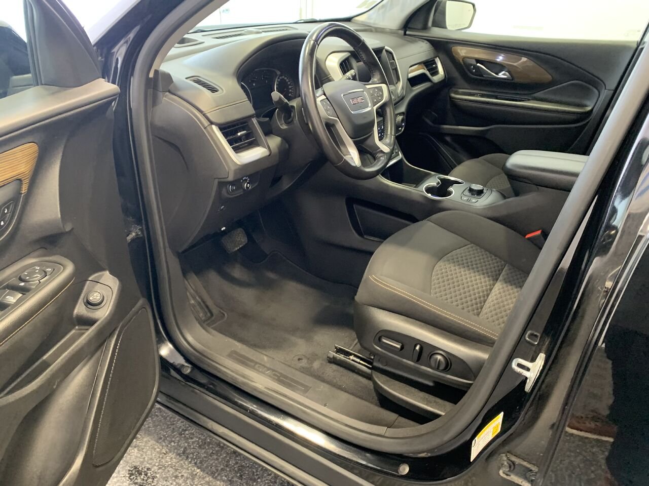 2021 GMC Terrain SLE AWD Black Châteauguay - photo #29