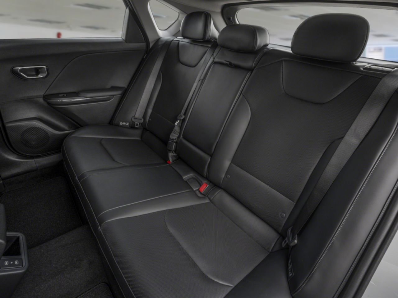 2026 Kia K4 Hatchback Aurora Black Blainville - photo #10