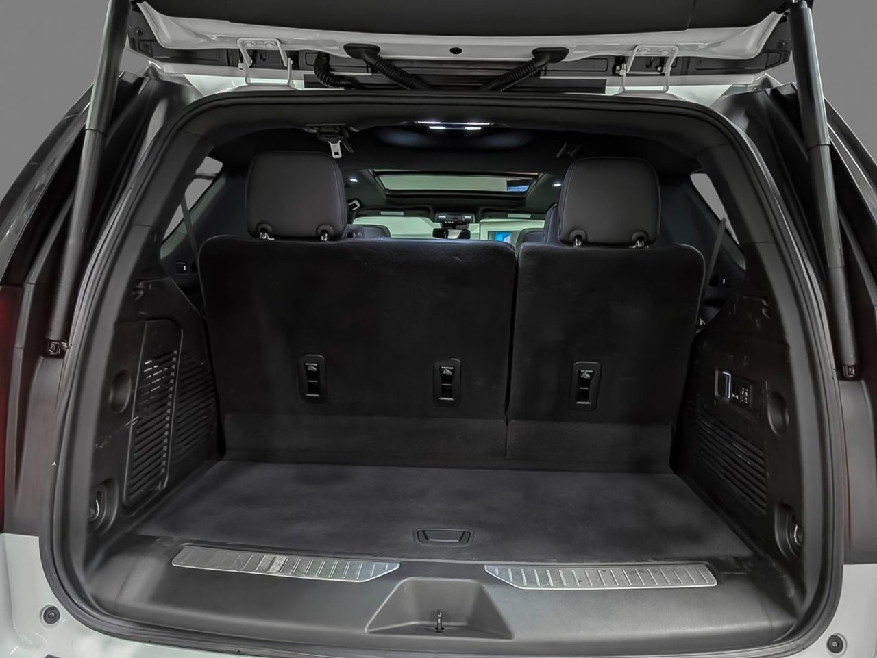 Chevrolet Tahoe RST 2023 . Granby - photo #14
