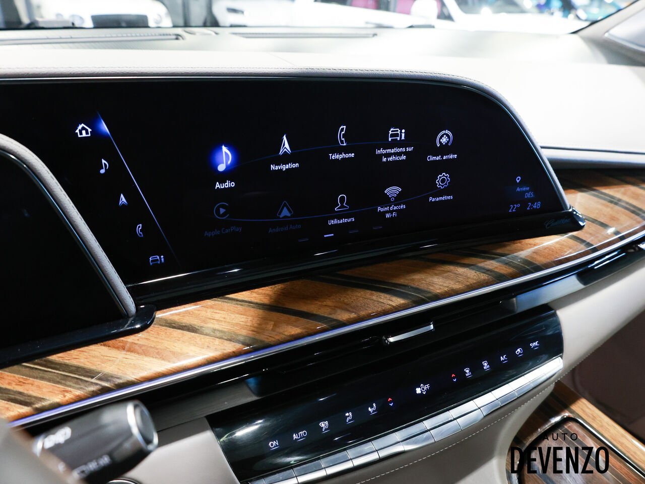 Cadillac Escalade ESV 2023 Noir Saint-Eustache - photo #17