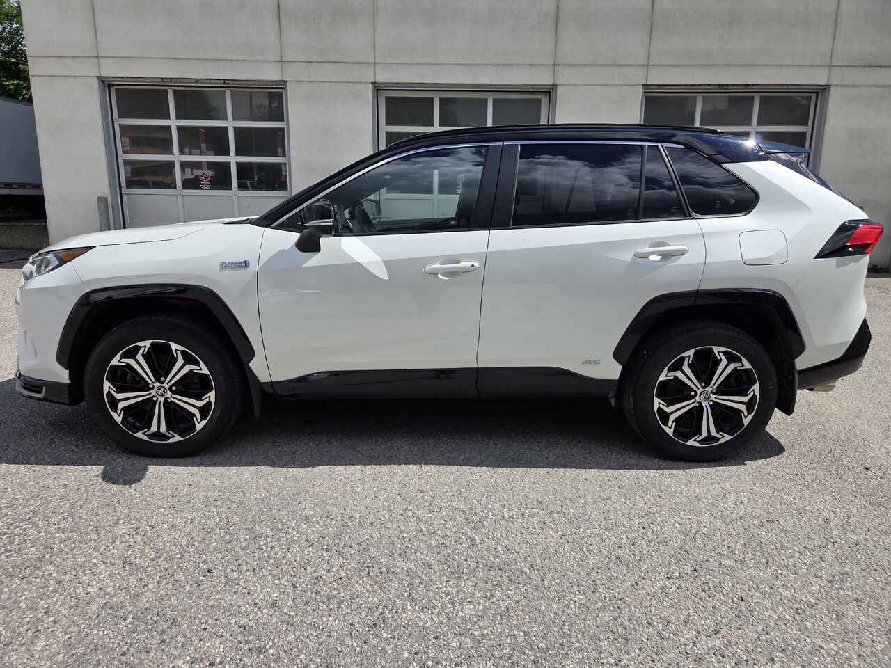 2021 Toyota RAV4 PRIME White Amos - photo #9