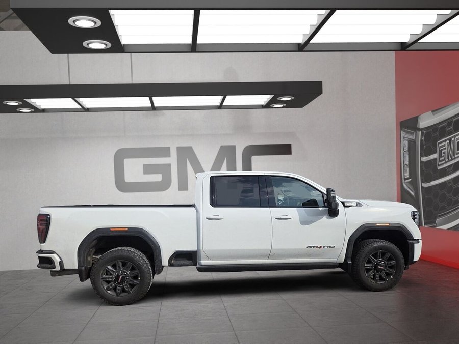 GMC Sierra 2500HD AT4 cabine multiplace 4RM 159 po 2026 BLANC SOMMET