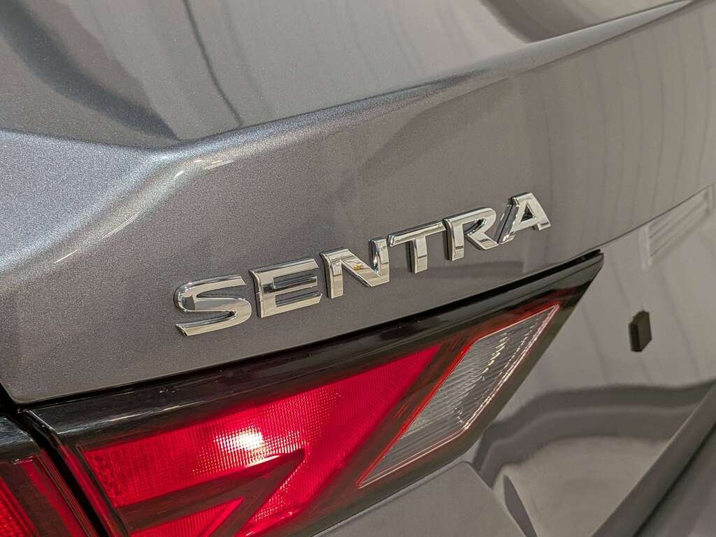 2024 Nissan Sentra S Plus CVT Grey Val-David - photo #33