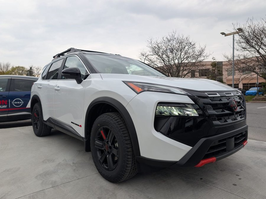 2026 NISSAN Rogue 2026 2-Tone Everest White Tricoat