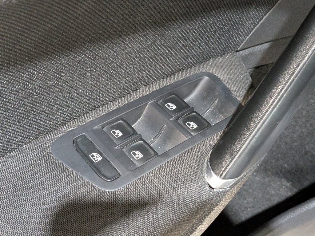 Volkswagen Golf GTI Autobahn 5-door Manual 2018 Gris Val-David - photo #33