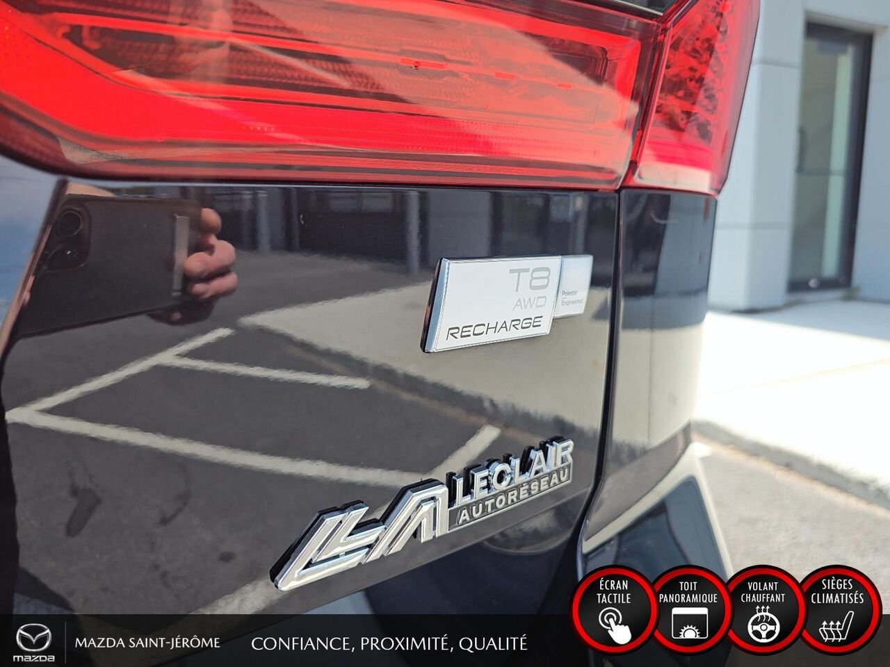 2022 Volvo XC60 Recharge T8 R-Design hybride rechargeable | POLESTAR | TOIT PANORAMIQUE | AWD | CUIR | Black Saint-Jérôme - photo #8