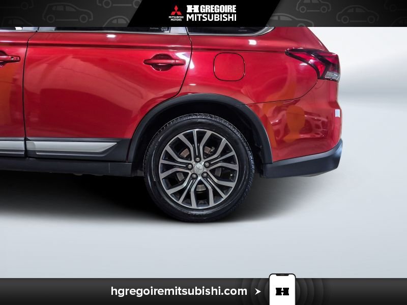2016 Mitsubishi Outlander Red Blainville - photo #11