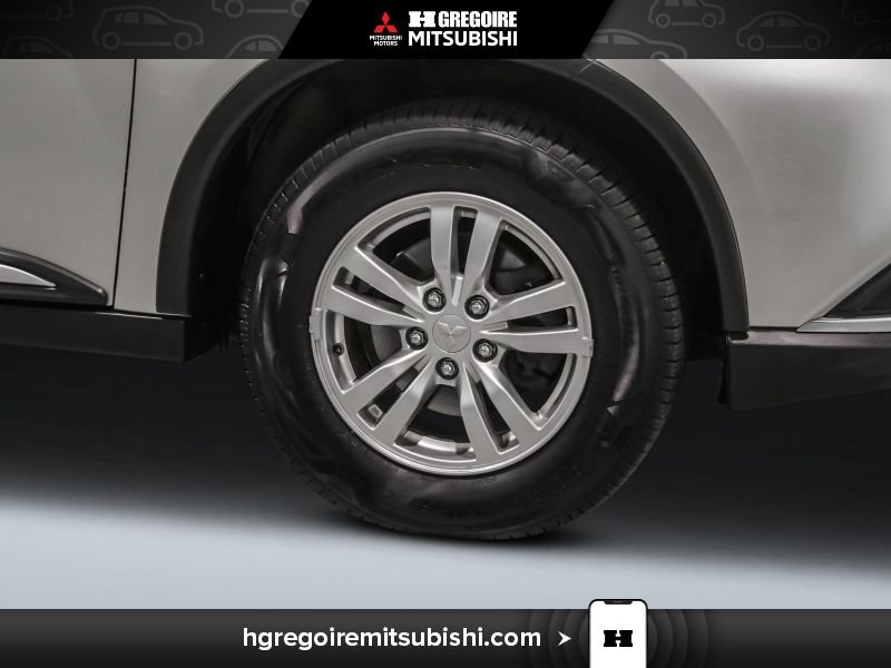 2020 Mitsubishi Outlander Grey Laval - photo #28