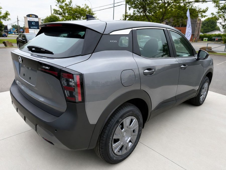 2026 NISSAN Kicks 2026 Gun Metal Metallic