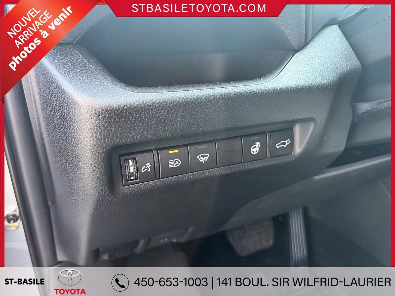 TOYOTA RAV4 2022 Argent Saint-Basile-le-Grand - photo #7