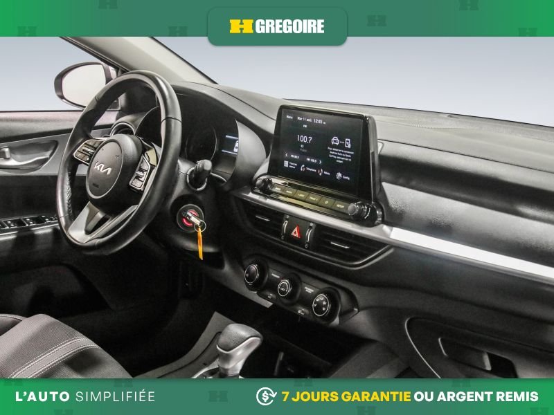 Kia Forte 822407 | LX IVT 2023 Laval - photo #28