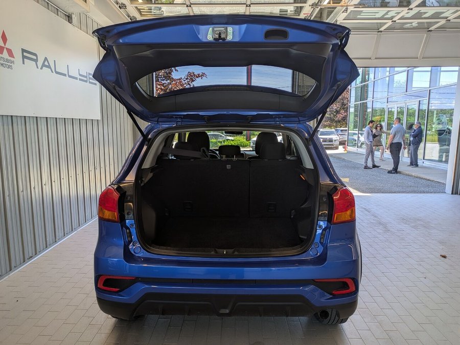 2018 Mitsubishi RVR SE AWC Blue