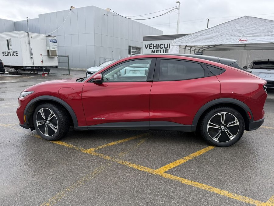 2021 Ford Mustang Mach-E 2021 Red