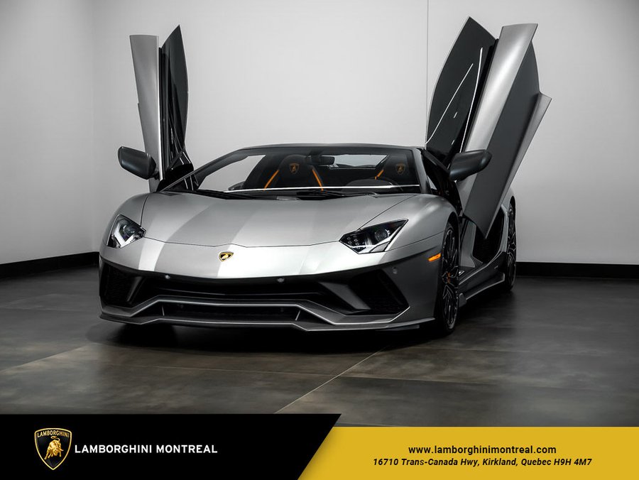 2022 Lamborghini Aventador 2022 Grey