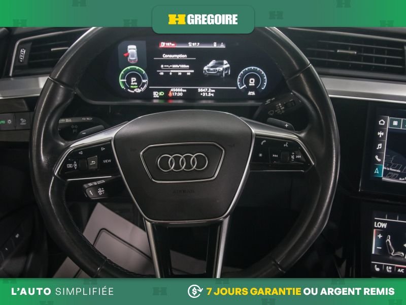 2022 Audi e-tron Black Saint-Eustache - photo #23