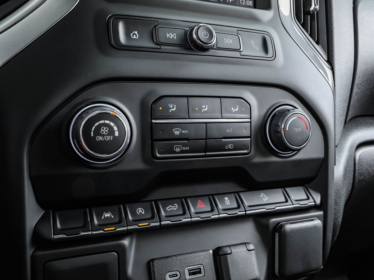 2024 Chevrolet Silverado 1500 4WD Crew Cab 147 Custom Trail Boss Black Sherwood Park - photo #29