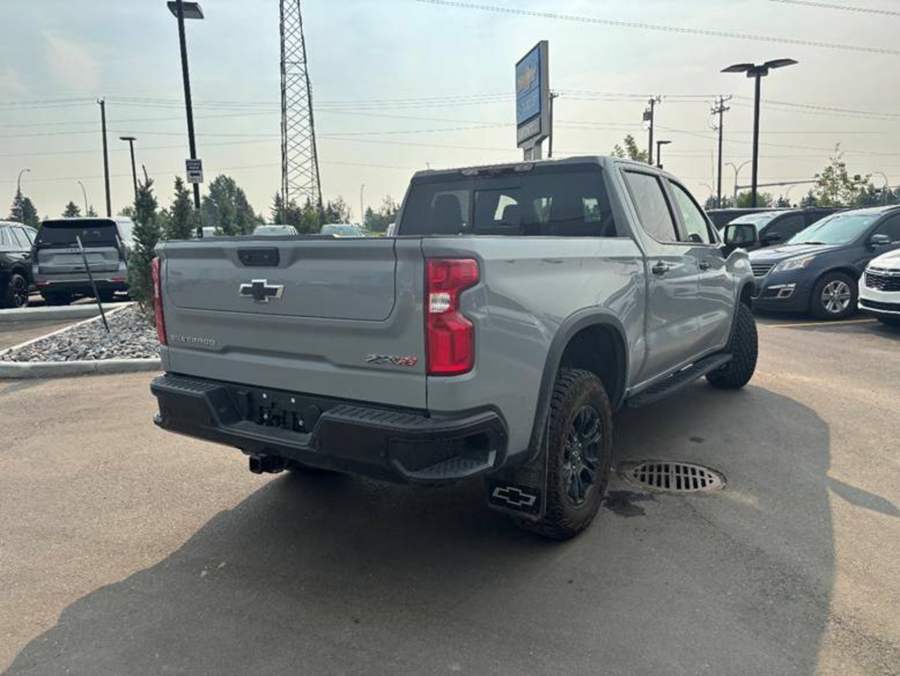 2025 Chevrolet Silverado 1500 4WD Crew Cab 147 ZR2 Grey Sherwood Park - photo #4