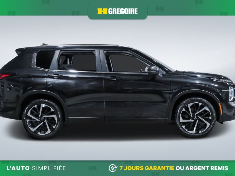 2022 Mitsubishi Outlander Black Laval - photo #10